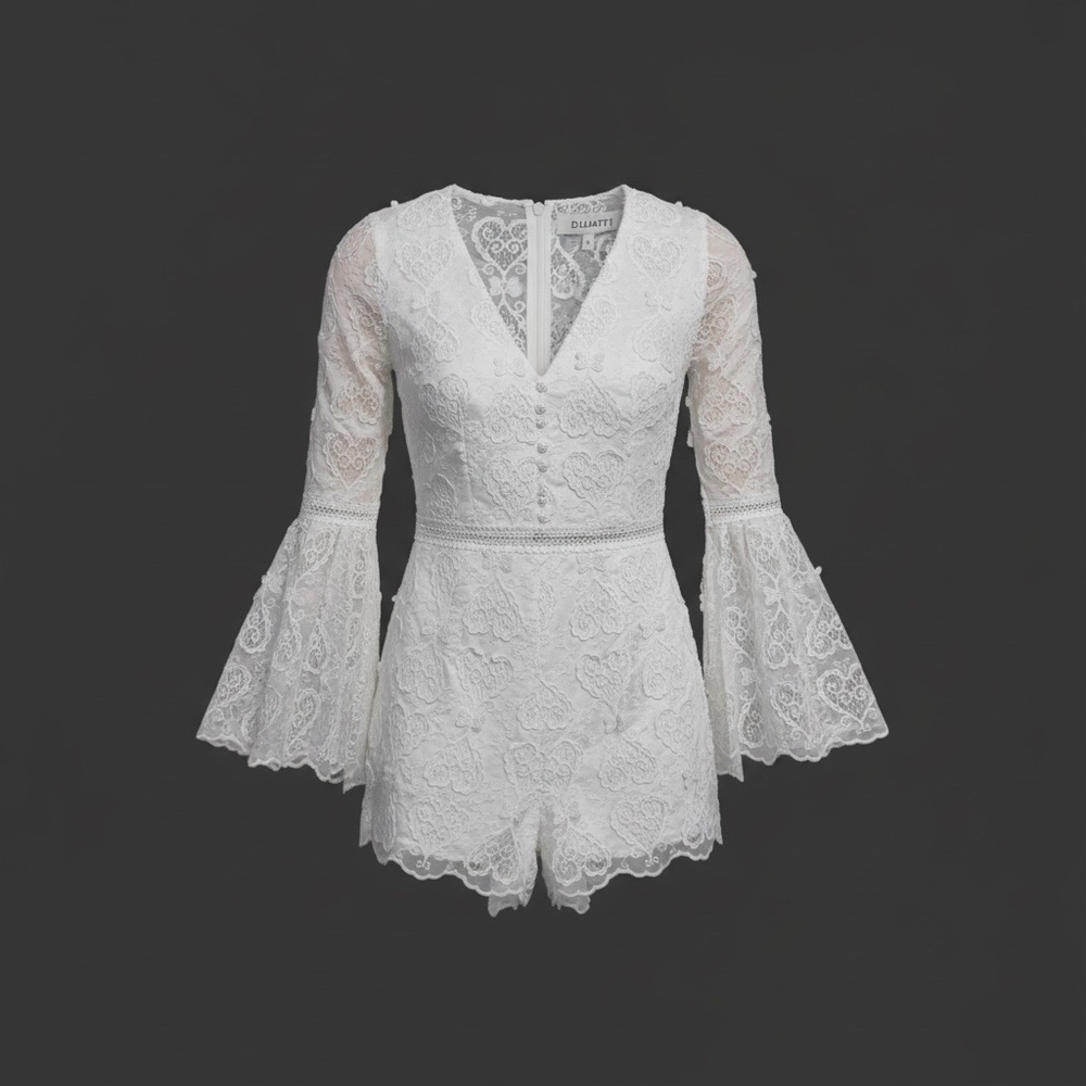 NWT Elliatt $318 Ivory Lace Romper Size small - Picture 4 of 9